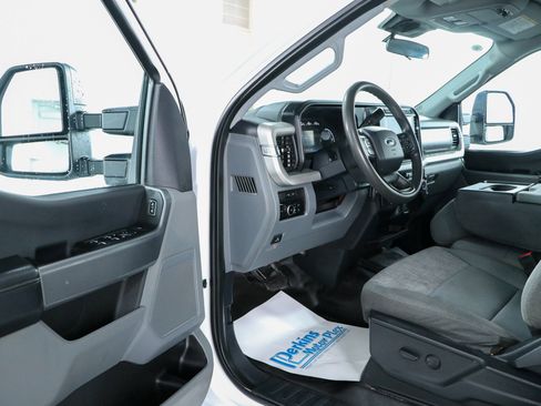 Used 2024 Ford F350 XLT w/ FX4 Off-Road Package AWD/4WD image 3