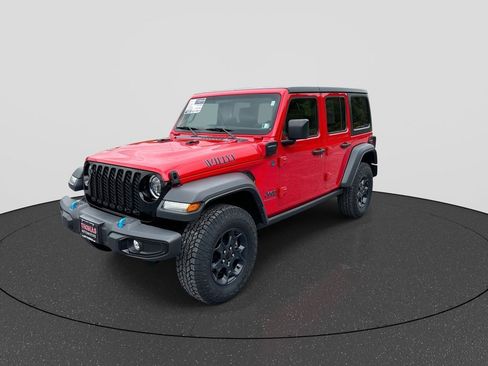 Used 2023 Jeep Wrangler Unlimited w/ Cold Weather Group AWD/4WD image 4