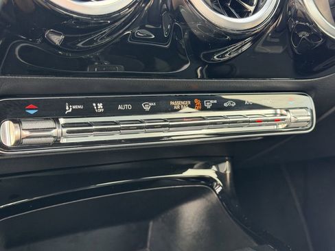 Used 2025 Mercedes-Benz CLA 250 4MATIC image 20