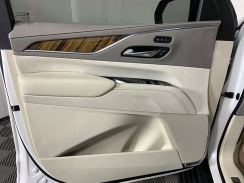 Used 2022 Cadillac Escalade Sport Platinum image 26