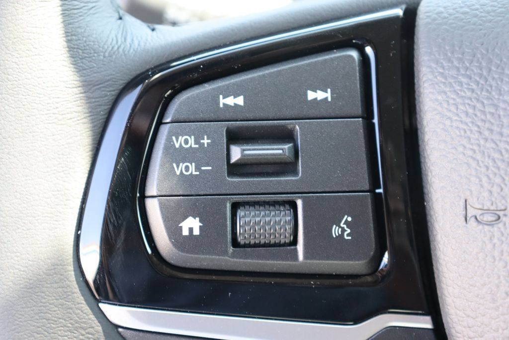 Certified 2026 Honda Odyssey Elite image 34