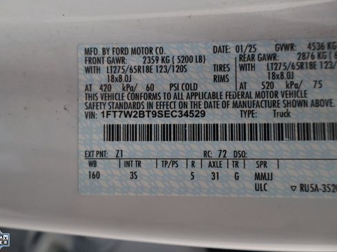 Used 2025 Ford F250 XLT image 32