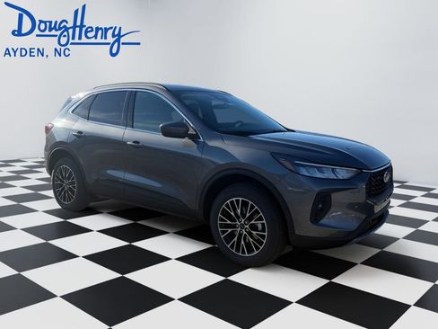 New 2026 Ford Escape SE FWD image 14