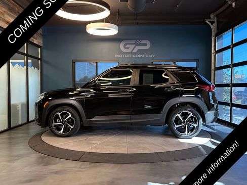 Used 2022 Chevrolet TrailBlazer RS w/ Convenience Package FWD image 6