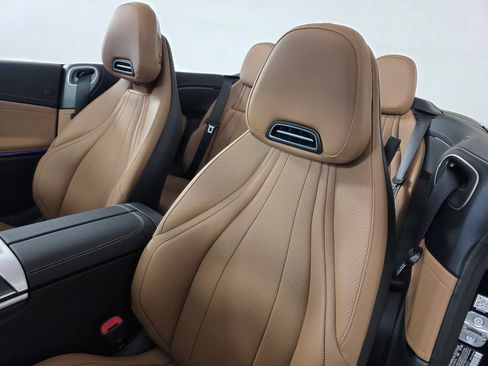 New 2027 Mercedes-Benz CLE 300 4MATIC Cabriolet image 6