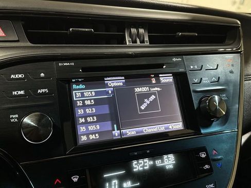 Used 2017 Toyota Avalon XLE FWD image 14