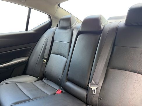 Used 2024 Nissan Altima 2.5 SR w/ SR Premium Package FWD image 13