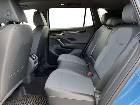 New 2026 Volkswagen Tiguan SE R-Line AWD/4WD image 7