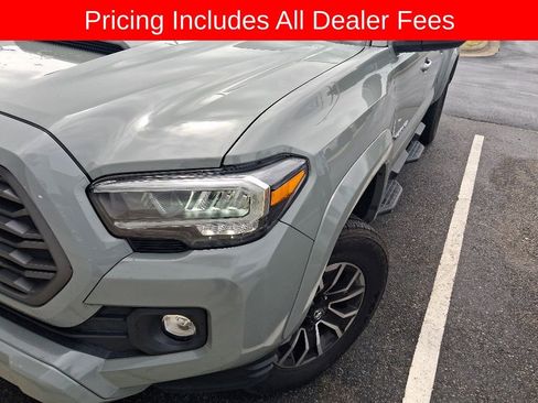 Used 2022 Toyota Tacoma TRD Sport w/ TRD Premium Sport Package AWD/4WD image 1