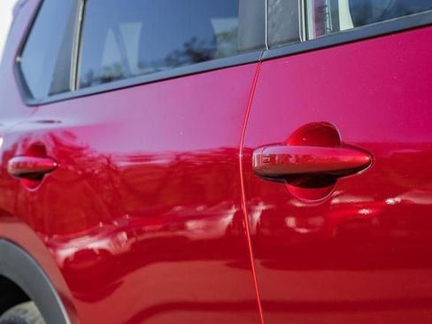 Used 2022 Nissan Rogue SV w/ SV Premium Package image 15