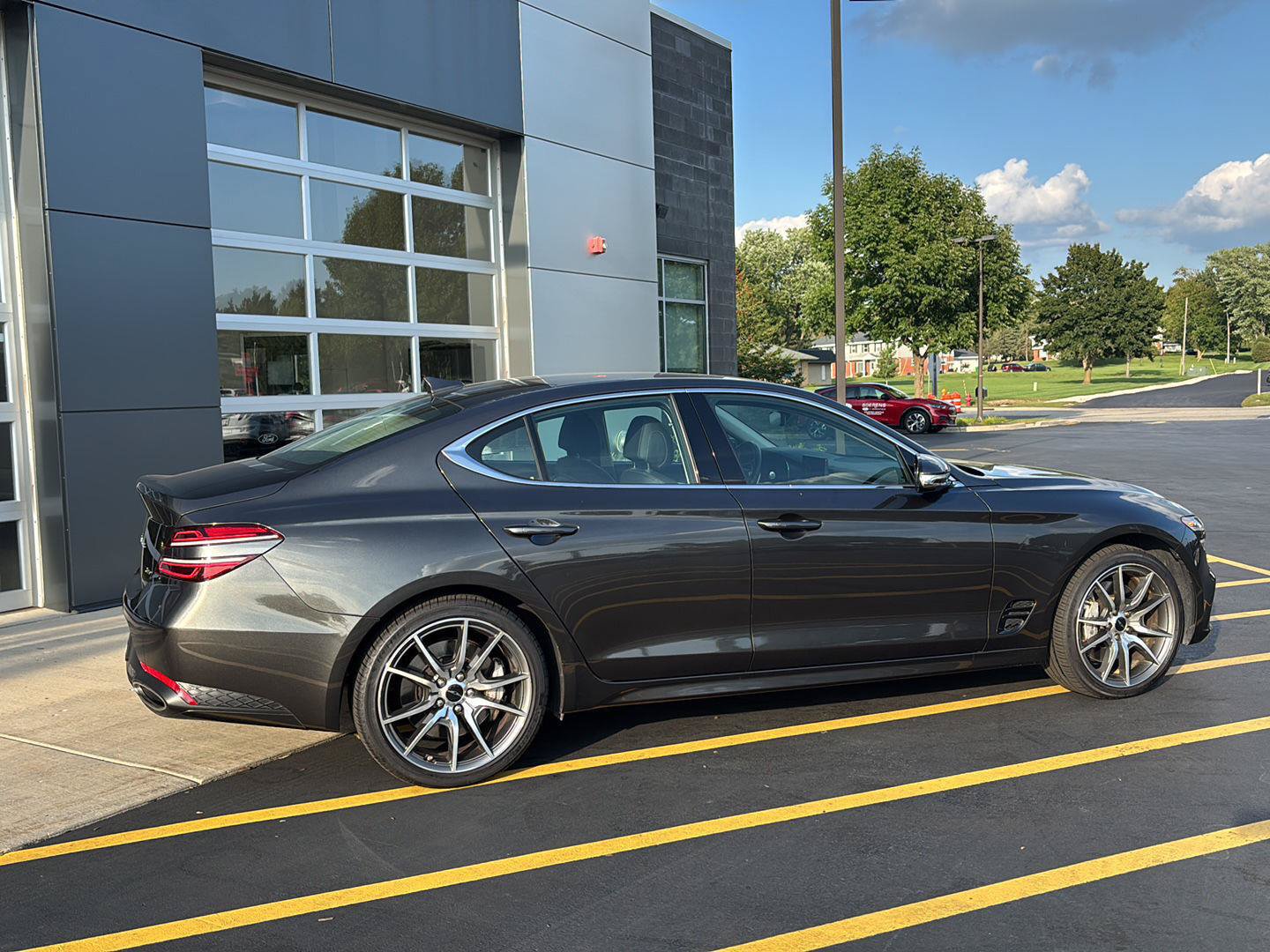 Used 2026 Genesis G70 2.5T AWD/4WD image 6