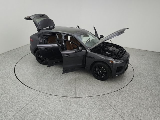 Certified 2026 Jaguar F-PACE R-Dynamic S AWD/4WD image 22