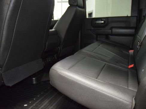 Used 2024 GMC Sierra 3500 Pro w/ Convenience Package image 34