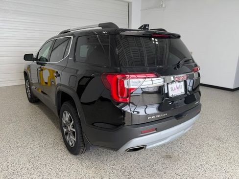 Used 2023 GMC Acadia SLT AWD/4WD image 5