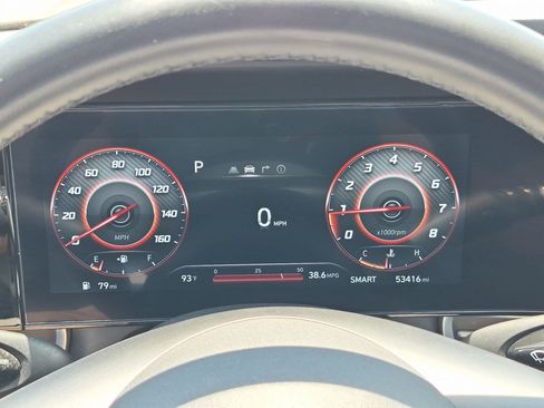 Certified 2025 Hyundai Elantra SEL FWD image 23