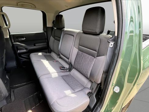 Certified 2025 Nissan Frontier SV RWD image 20