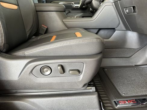 New 2026 GMC Sierra 2500 AT4 AWD/4WD image 41