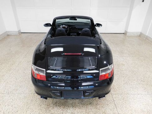 Used 2004 Porsche 911 Carrera RWD image 75