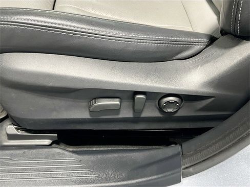 Certified 2023 Subaru Outback Limited image 32