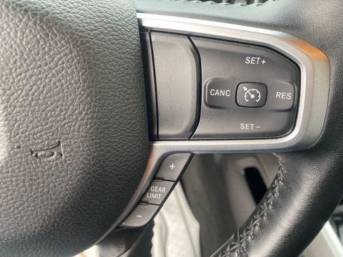 Used 2022 RAM 1500 Big Horn AWD/4WD image 17