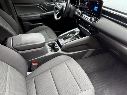 Used 2023 GMC Canyon Elevation w/ Convenience Package AWD/4WD image 19