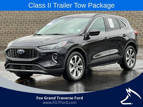 Certified 2023 Ford Escape Platinum w/ Premium Technology Package AWD/4WD image 1