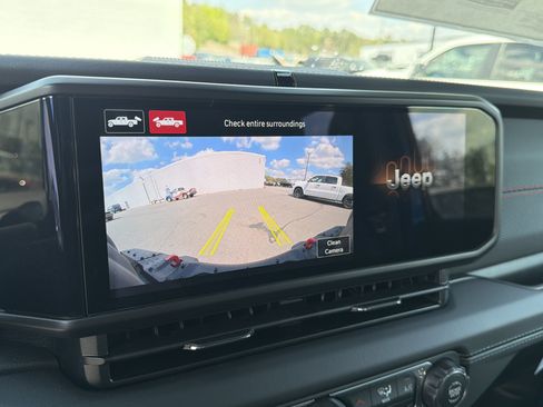 New 2026 Jeep Gladiator Rubicon image 35