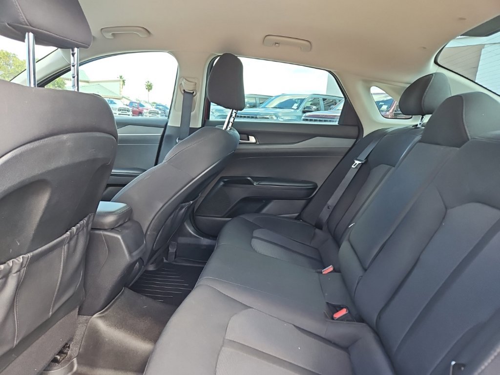 Used 2021 Kia K5 LXS FWD image 19