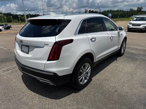 Used 2020 Cadillac XT5 Premium Luxury FWD image 5