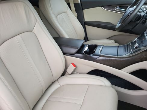 Used 2019 Lincoln Nautilus Reserve w/ Ultimate Package image 14