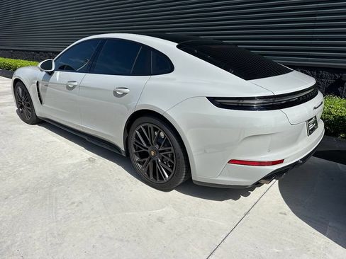 Certified 2026 Porsche Panamera GTS AWD/4WD image 3