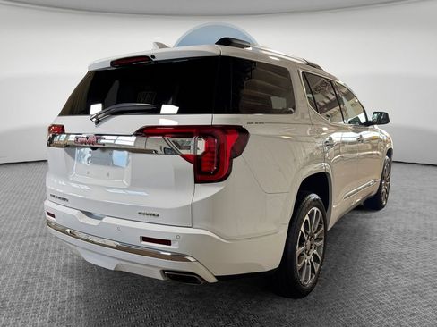 Used 2023 GMC Acadia Denali AWD/4WD image 3