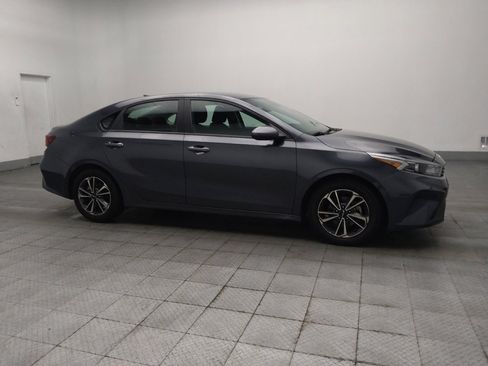 Used 2024 Kia Forte LXS FWD image 11