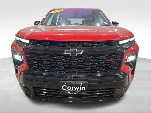Used 2024 Chevrolet Traverse RS AWD/4WD image 4