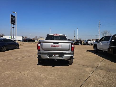 New 2025 GMC Canyon Elevation w/ Convenience Package image 6