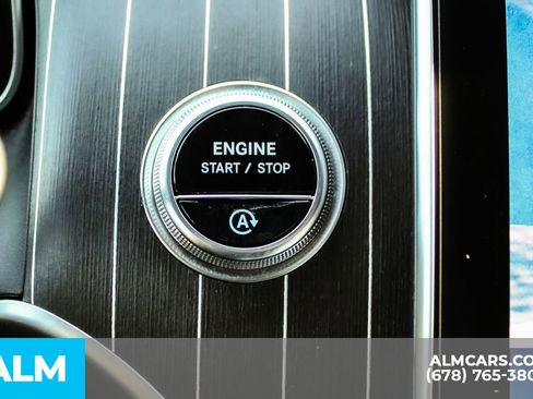 Used 2024 Mercedes-Benz GLC 300 4MATIC w/ AMG Line image 28