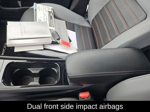 Certified 2023 Nissan Kicks SR w/ SR Premium Package image 32