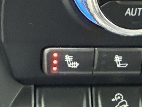 Used 2020 GMC Sierra 1500 AT4 image 22