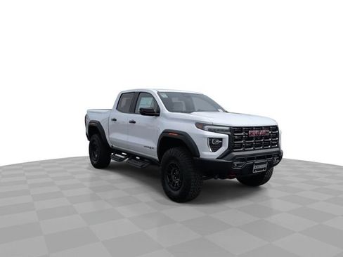 New 2026 GMC Canyon AT4X w/ AT4X AEV Edition AWD/4WD image 2