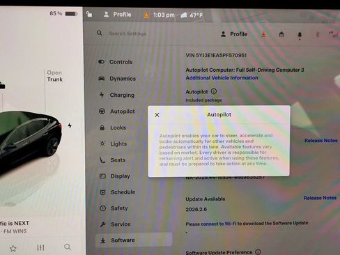 Used 2023 Tesla Model 3 Standard Range image 16