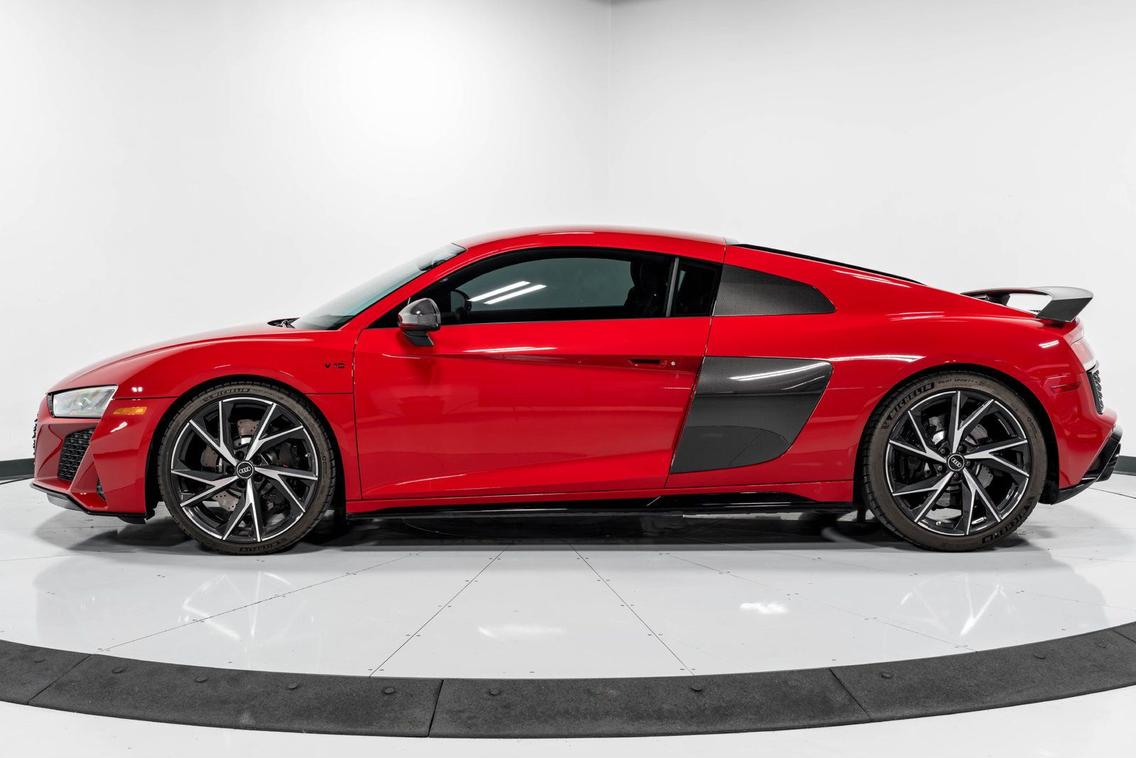 Used 2023 Audi R8 V10 performance RWD image 6