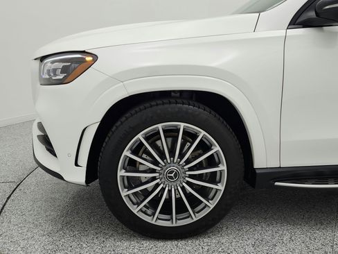 Used 2023 Mercedes-Benz GLS 580 4MATIC image 18