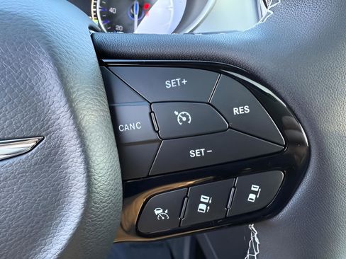 New 2026 Chrysler Pacifica Limited w/ S Appearance Package AWD/4WD image 22