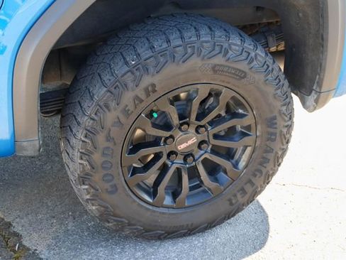 Used 2023 GMC Sierra 1500 AT4X AWD/4WD image 24
