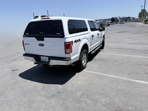 Used 2017 Ford F150 XLT AWD/4WD image 8
