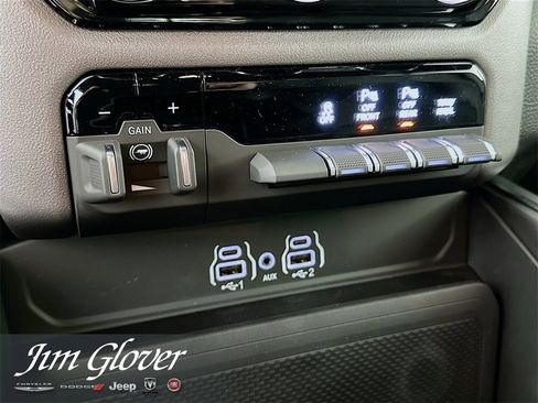 New 2026 RAM 1500 Big Horn w/ Night Edition image 36