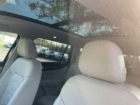 New 2026 Volkswagen Atlas SE image 16