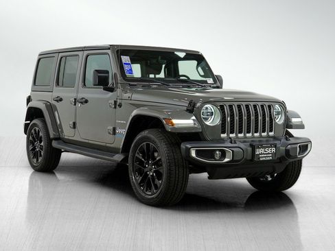 Used 2021 Jeep Wrangler Unlimited Sahara w/ Dual Top Group image 7