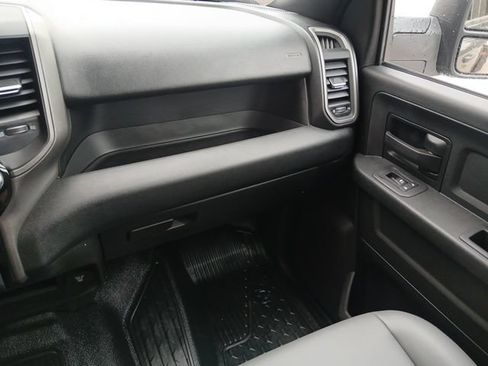 New 2026 RAM 3500 Tradesman AWD/4WD image 27
