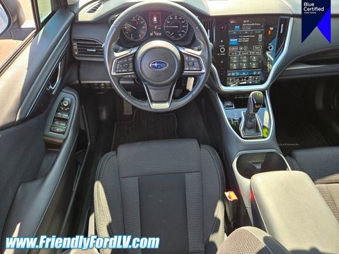Used 2025 Subaru Outback Premium AWD/4WD image 11